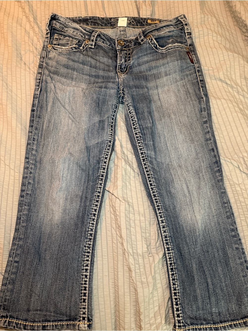 Silver Jeans Co. Aiko Mid Rise Capri Jeans